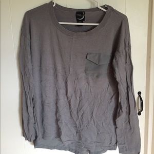 Women’s Gray Sweater Shirt
